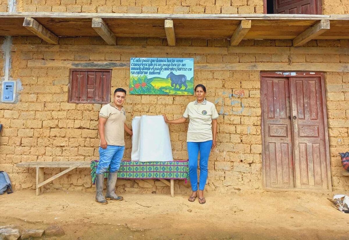 ENTREGA DE CARPA SOLAR A PRODUCTORES AMIGOS DEL OSO 2 DAMA.jpeg